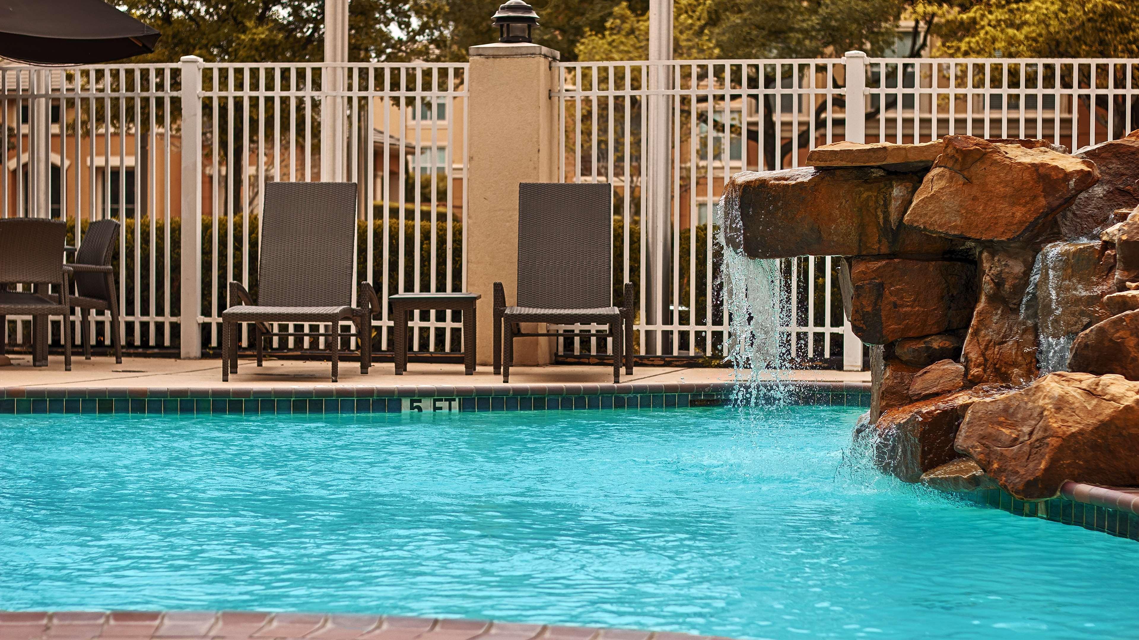 Hilton Garden Inn Houston/Galleria Area Экстерьер фото