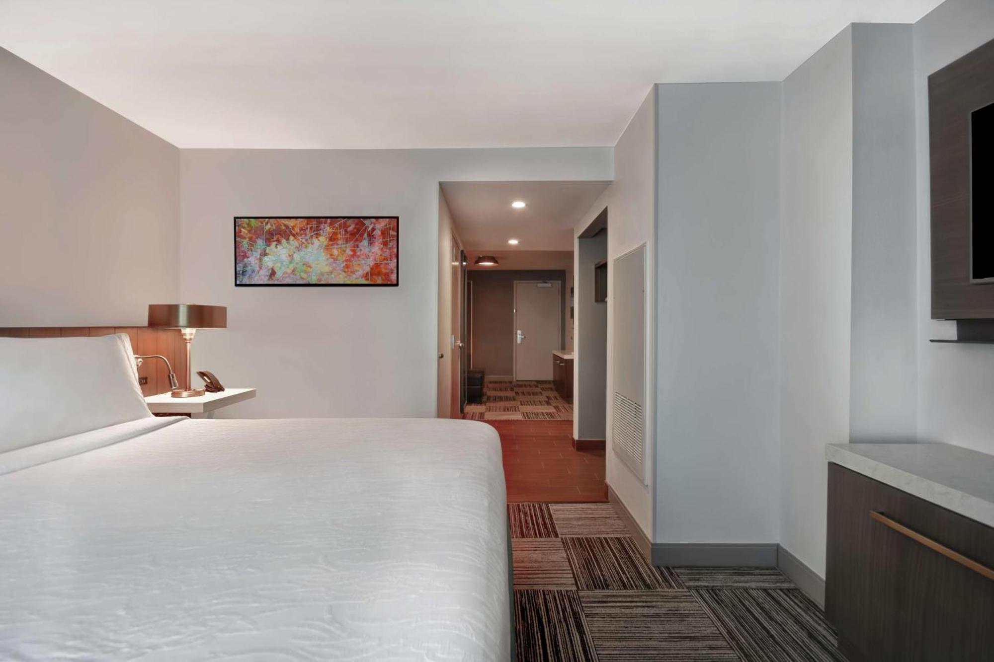 Hilton Garden Inn Houston/Galleria Area Экстерьер фото