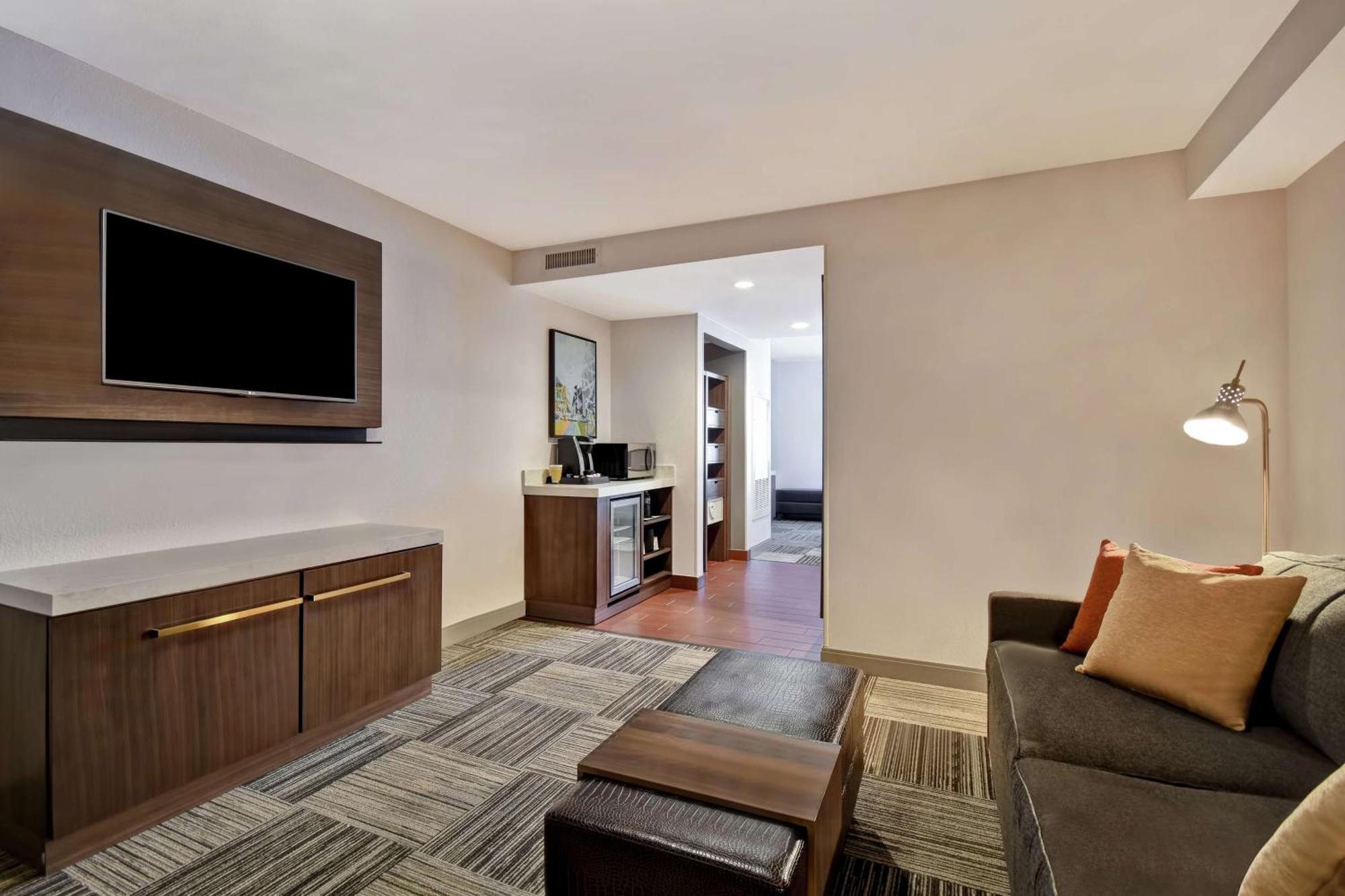 Hilton Garden Inn Houston/Galleria Area Экстерьер фото