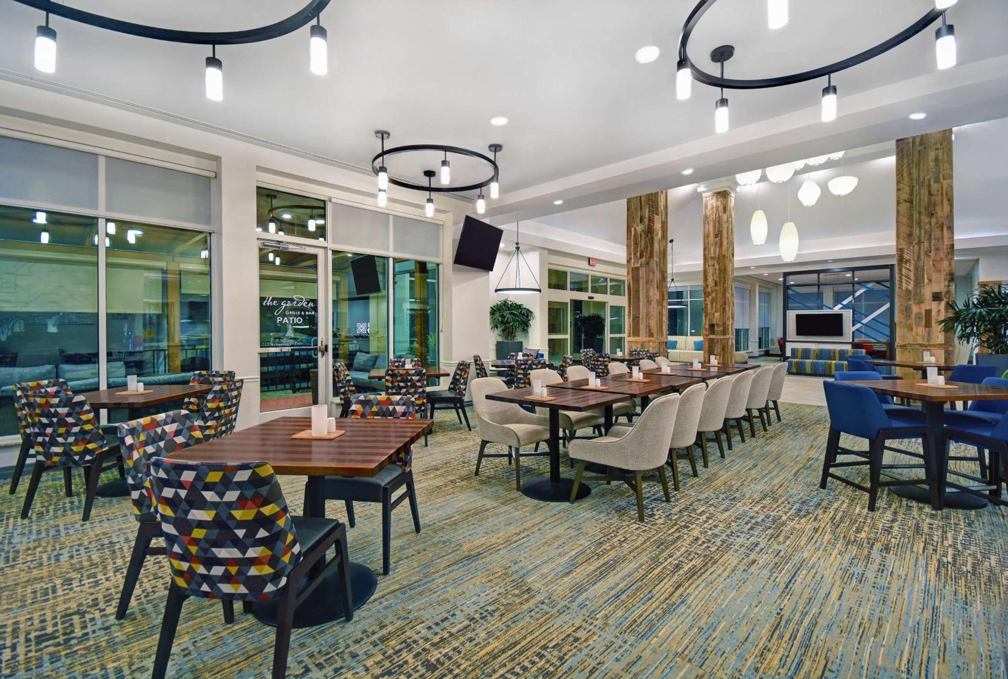 Hilton Garden Inn Houston/Galleria Area Экстерьер фото
