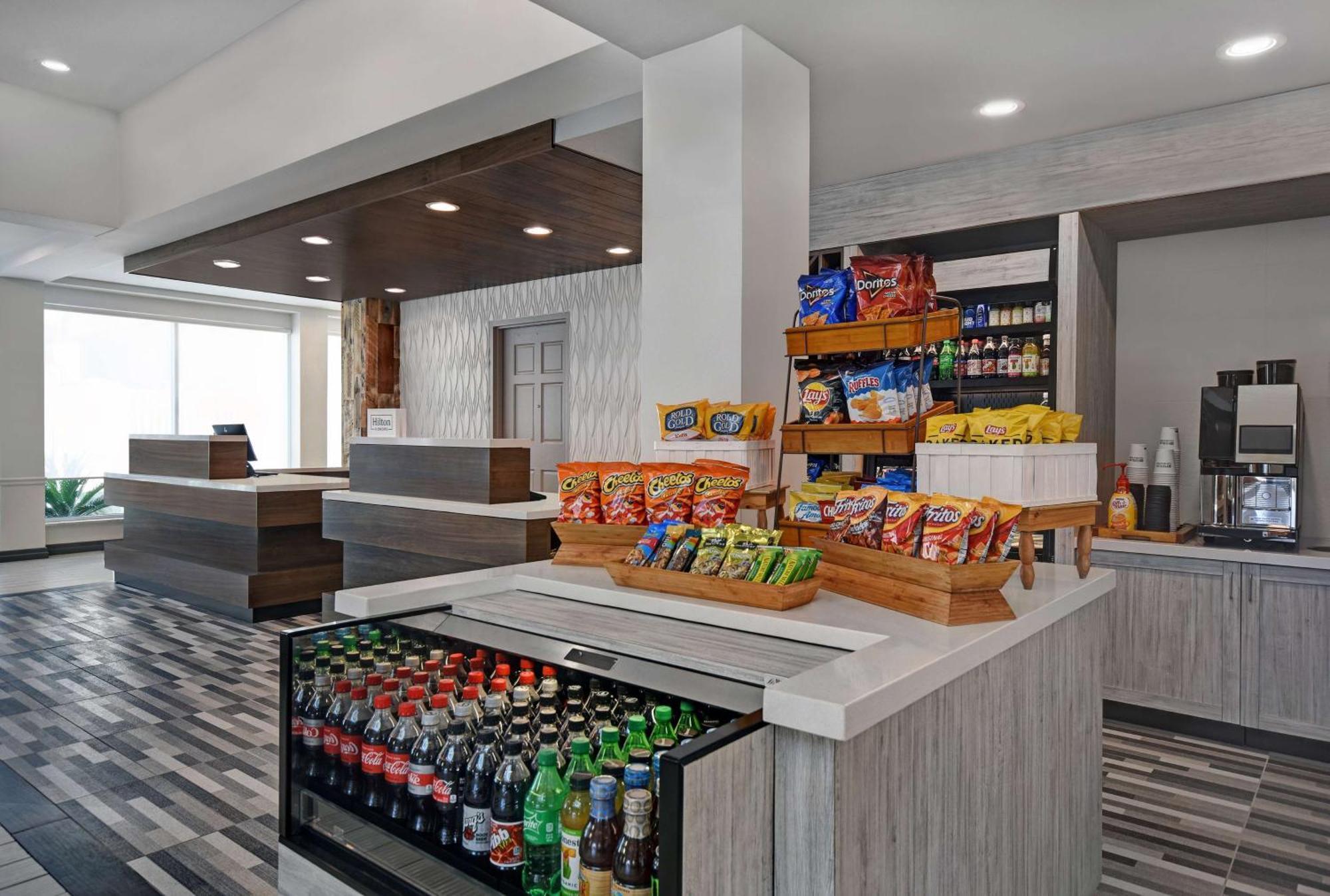 Hilton Garden Inn Houston/Galleria Area Экстерьер фото