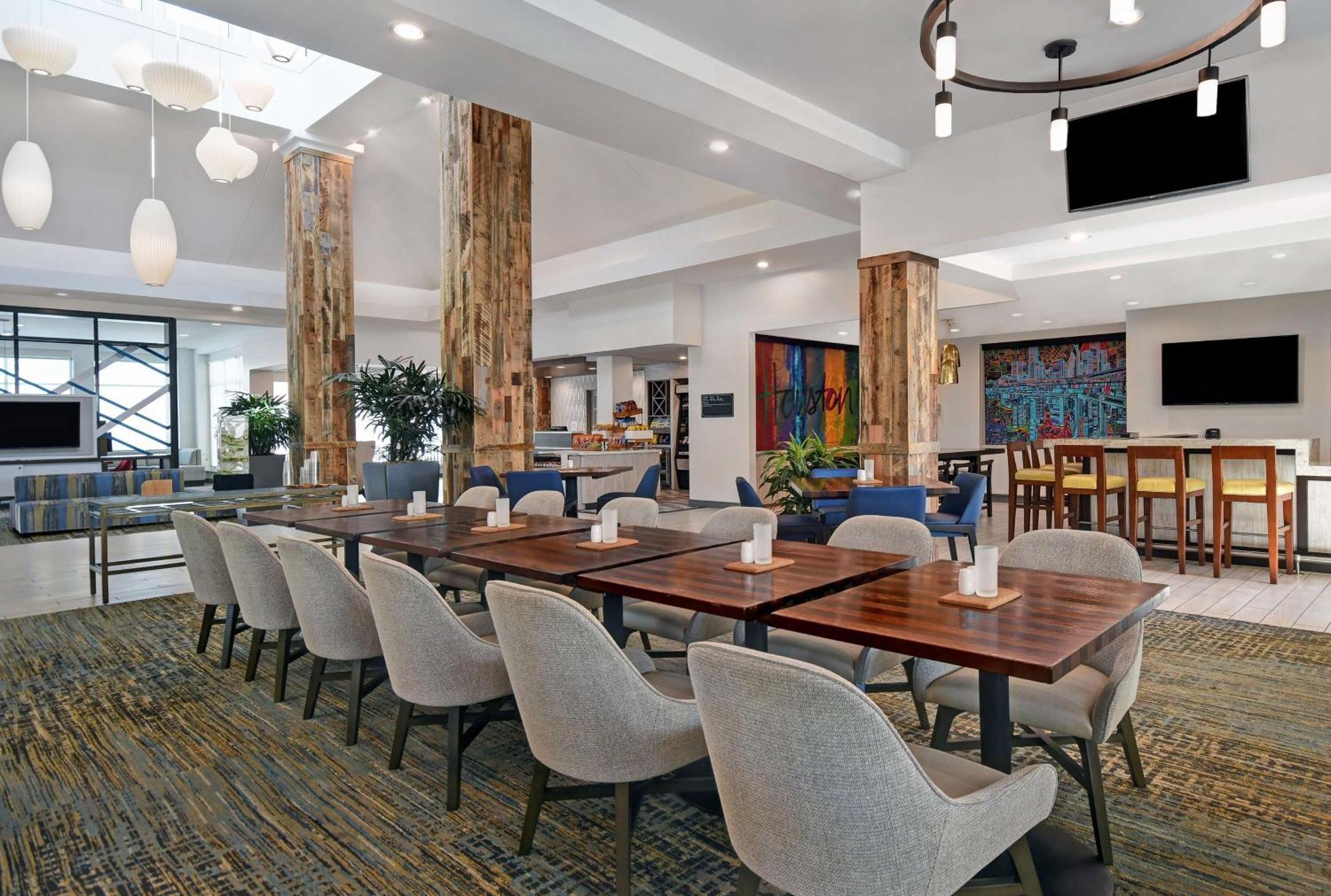 Hilton Garden Inn Houston/Galleria Area Экстерьер фото